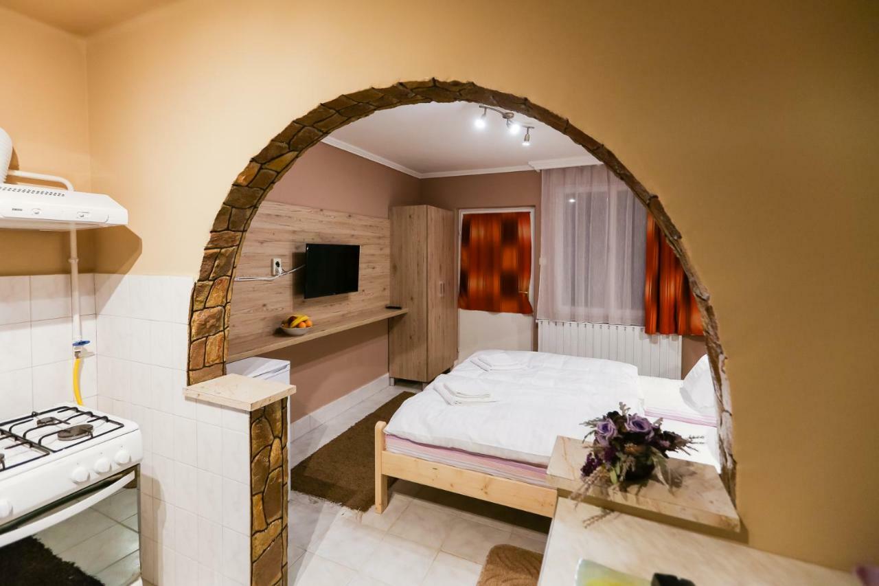 Lara Apartman キシュバールダ エクステリア 写真